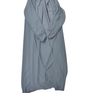 Elegant Women's abaya set in Gray with sleeve beading details